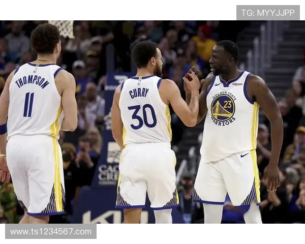 奥萨尔汤普森谈国王127分虽多仍见球队亮点篮球赛场防守与拼搏 奥萨尔汤普森谈国王127分虽多仍见球队亮点篮球赛场防守与拼搏